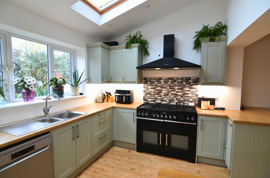 House in Weymouth, Dorset - View 3