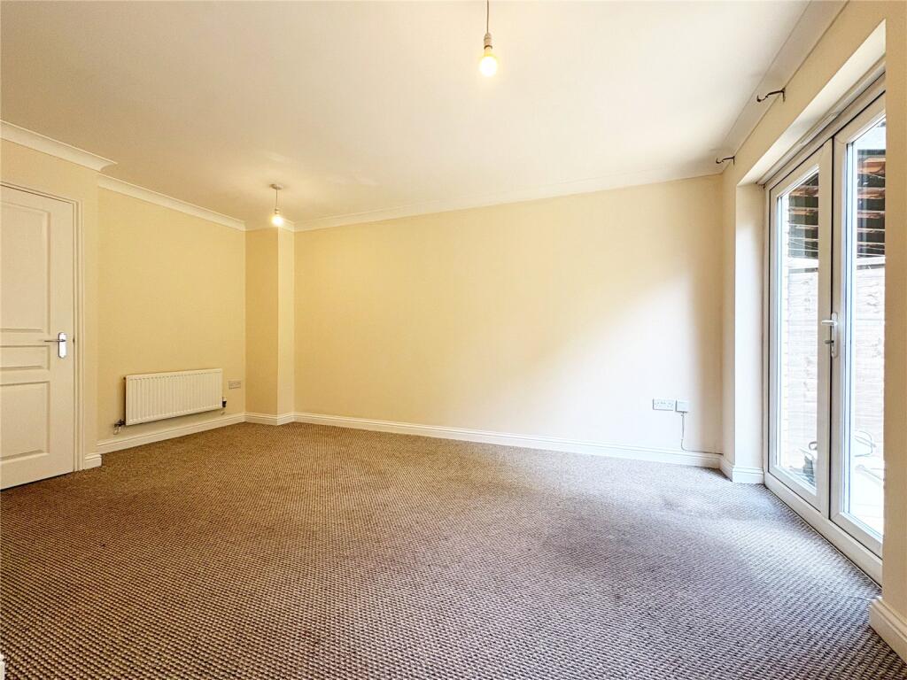 Hercules Road, Rendlesham, Woodbridge photo 4