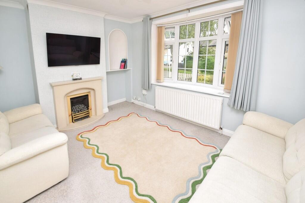 House in Bradford, Bingley - View 2