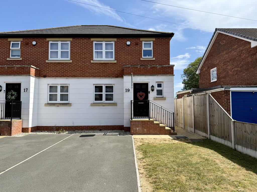 Main image of property: Lock Lane, Thorne, Doncaster