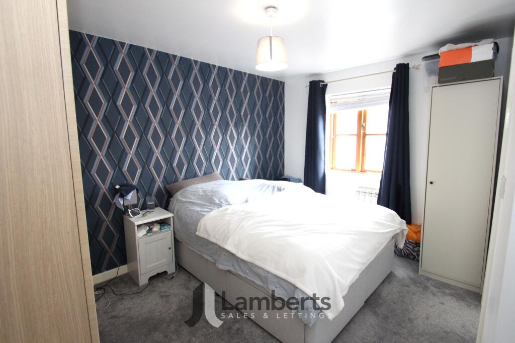 Additional image 7 of High Street, Studley, B80