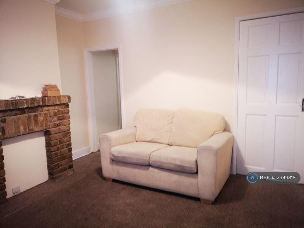 Main image of property: Hart St, Reading, RG1
