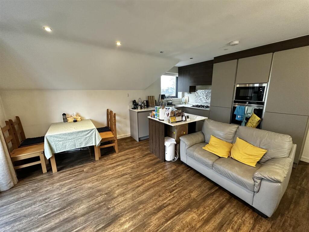 Additional image 6 of Stratford Road, Shirley