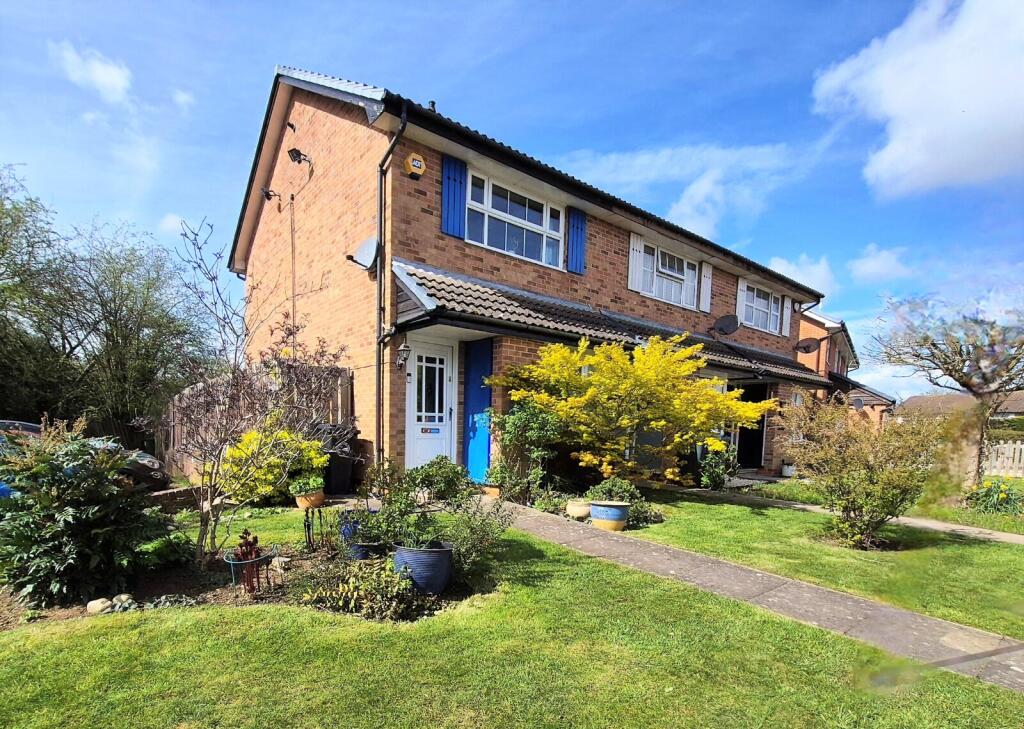 Main image of property: Parsons Walk, Holmer Green, High Wycombe, Buckinghamshire, HP15