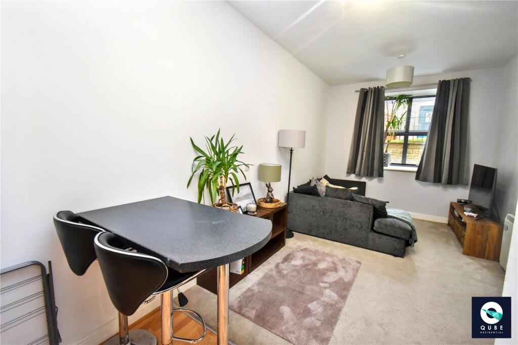 Apartment in Bolton - View 4