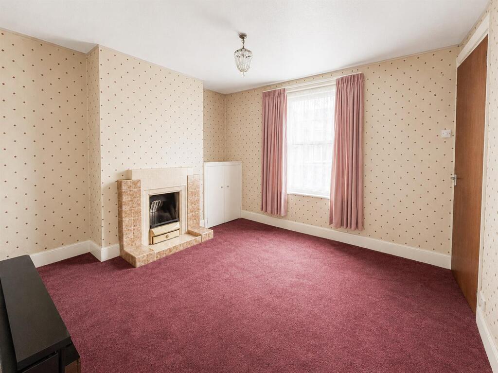 House in Wealden, Heathfield and Waldron - View 2