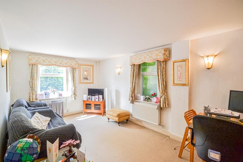 Apartment in Warrington - View 2
