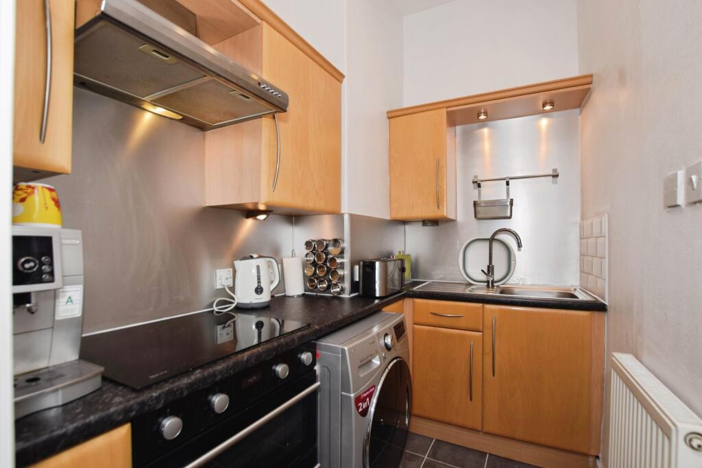 Balmoral Place, Aberdeen, AB10 - More