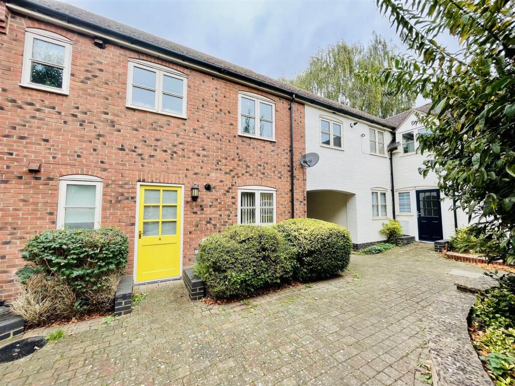 Main image of property: Tredwells Court, Littleworth Street