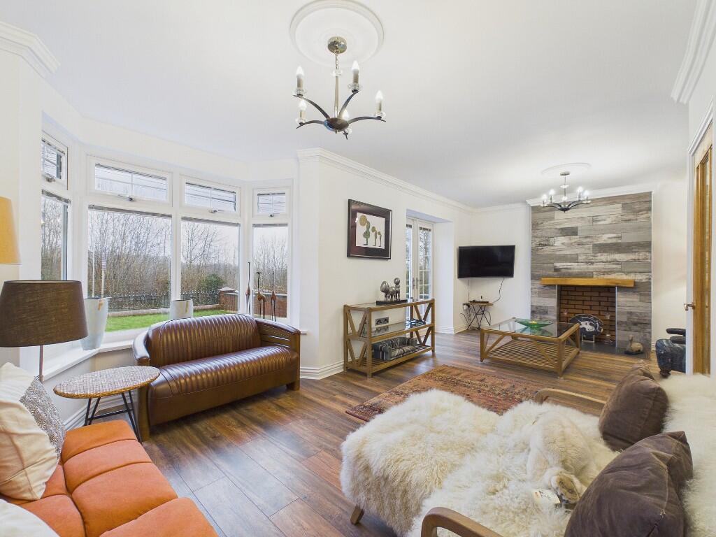 House in Blackwood, Caerphilly - View 2