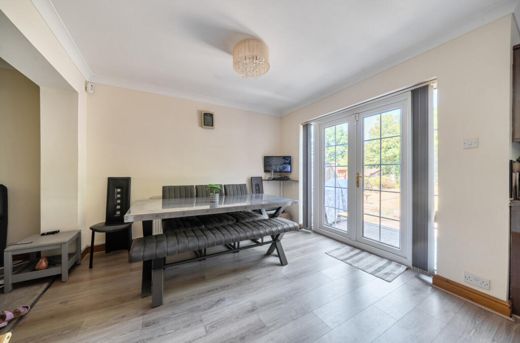 House in Reading, Earley - View 5