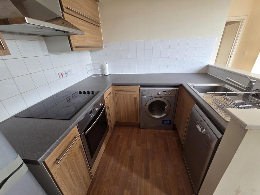 Apartment in Huddersfield - View 4