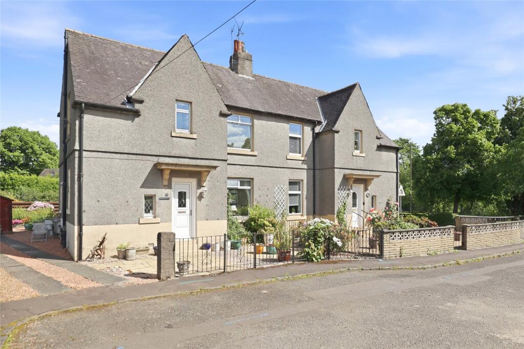 Main image of property: 15 Riverside Drive, Stirling, Stirlingshire, FK8