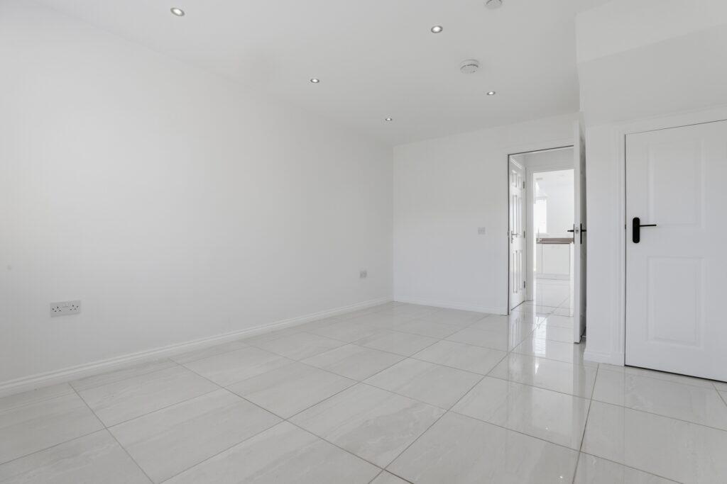 Caledonia Street, Dalmuir - View 4