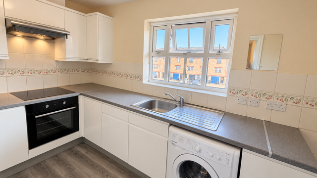 Apartment in London - View 4