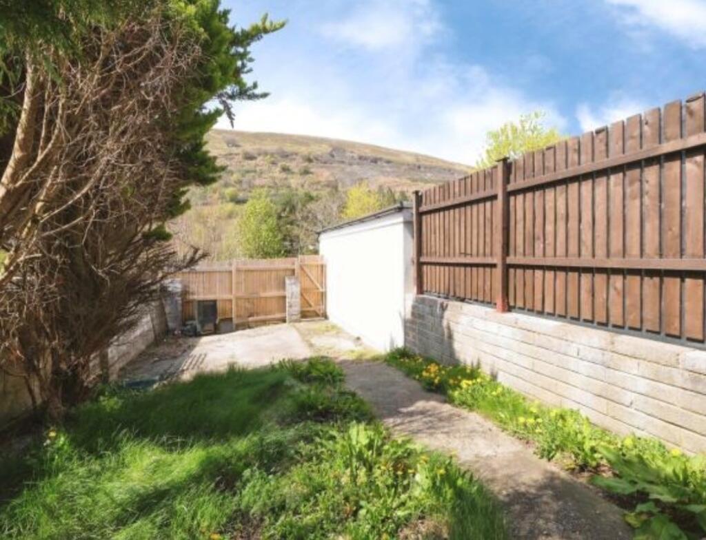 Abertillery Road, Blaina, Abertillery - More