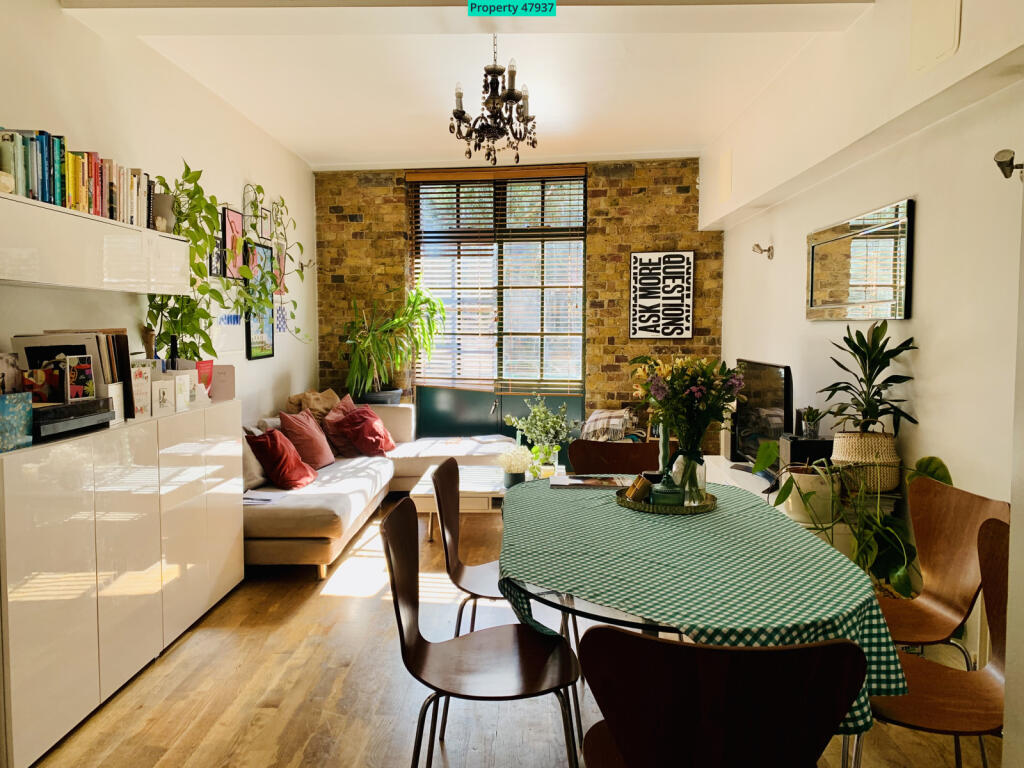 Apartment in London - View 2