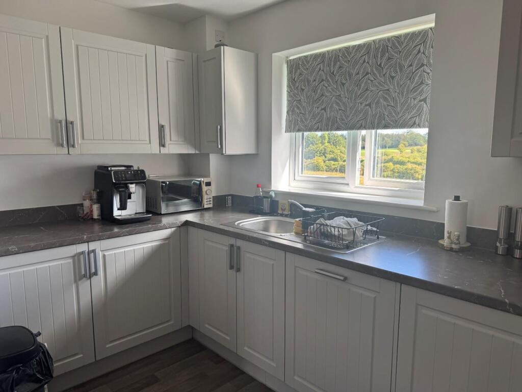Apartment in Dartford - View 4