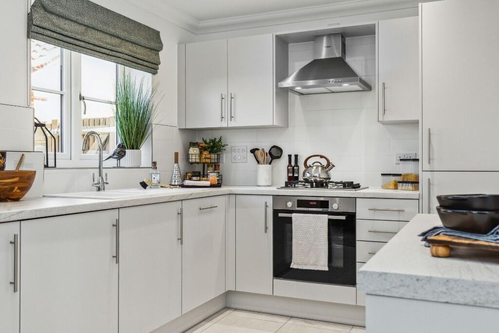 Hopkins Homes at Abbots Vale, Bury St. Edmunds, IP33 2BS - View 4
