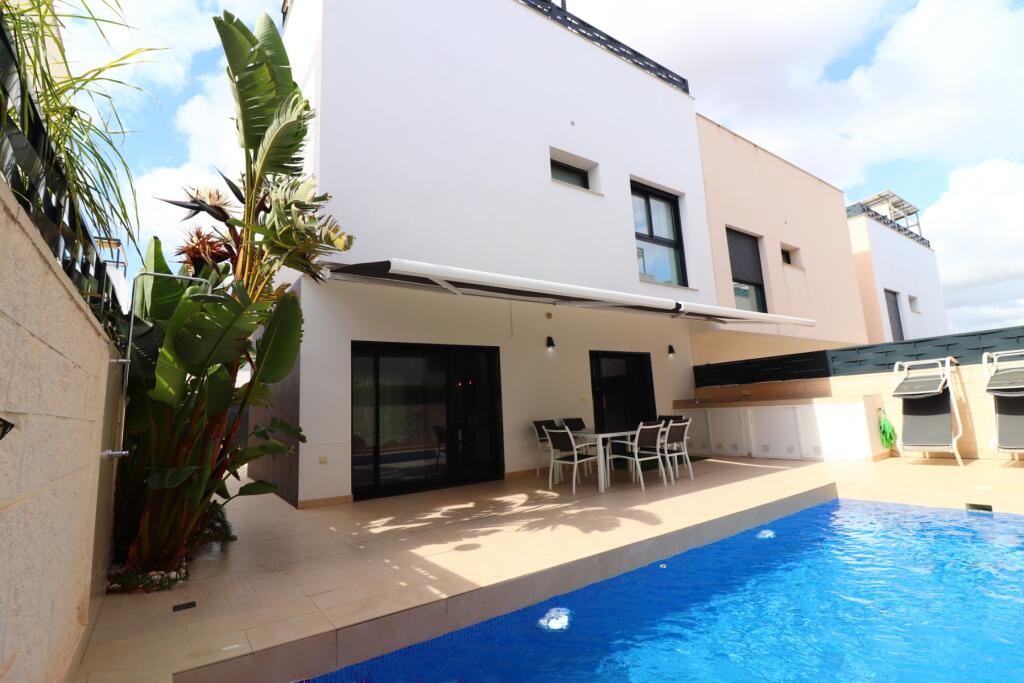 Main image of property: Valencia, Alicante, Benijofar
