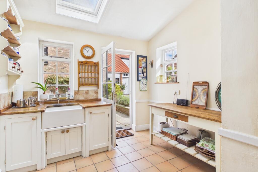 House in York - View 3
