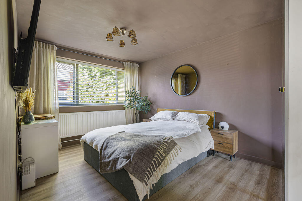 Apartment in London, Edgebury, New Eltham - View 5