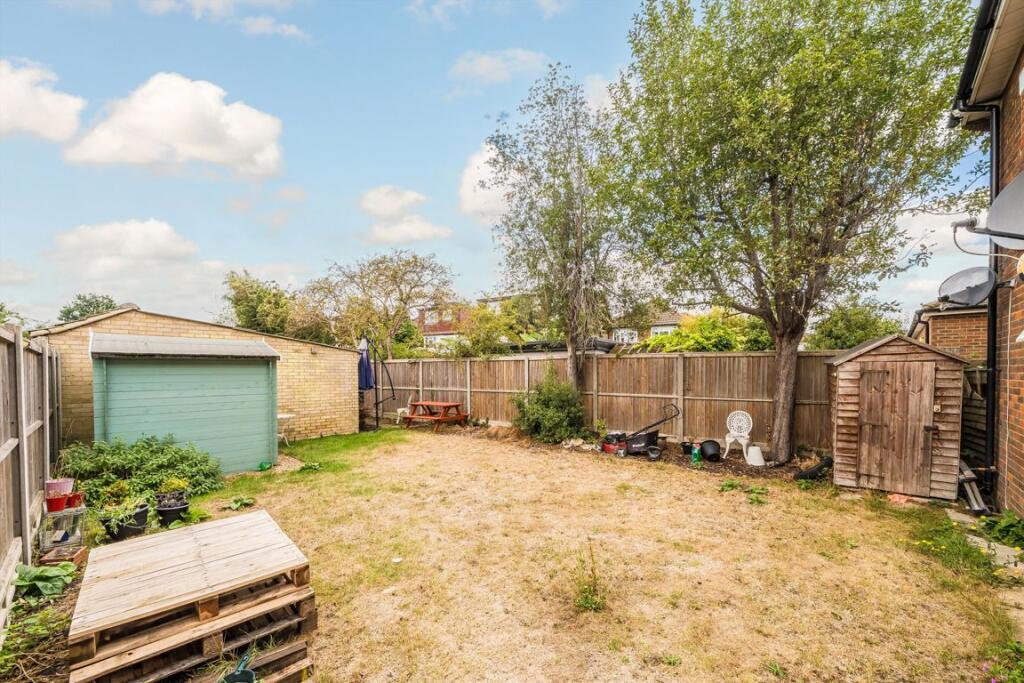 Apartment in Twickenham - View 5