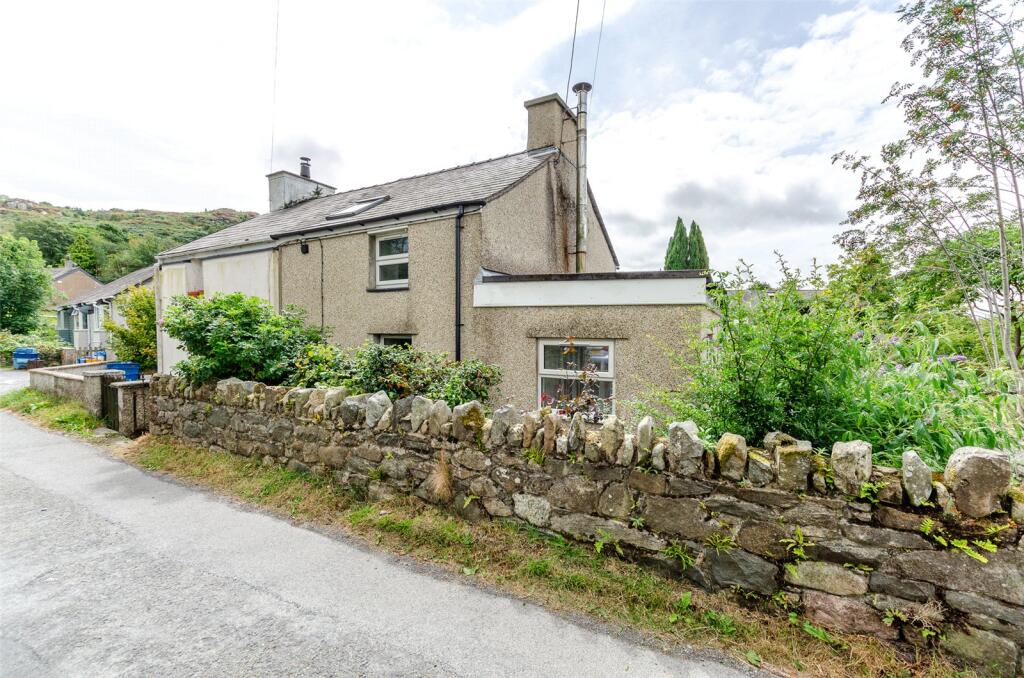 Main image of property: Clwt-y-Bont, Caernarfon, Gwynedd, LL55