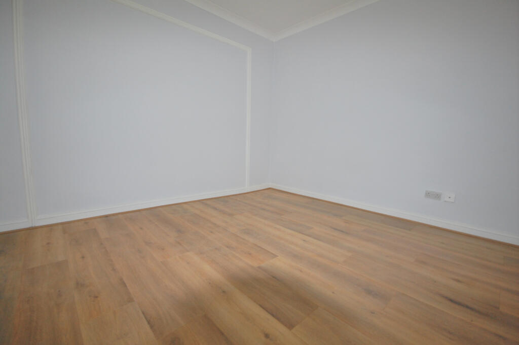 House in London - View 4