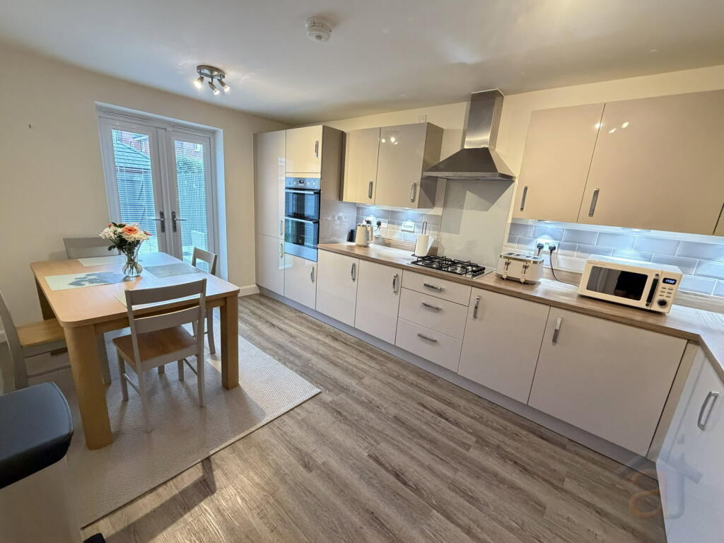 House in Sefton, Liverpool City Region - View 3
