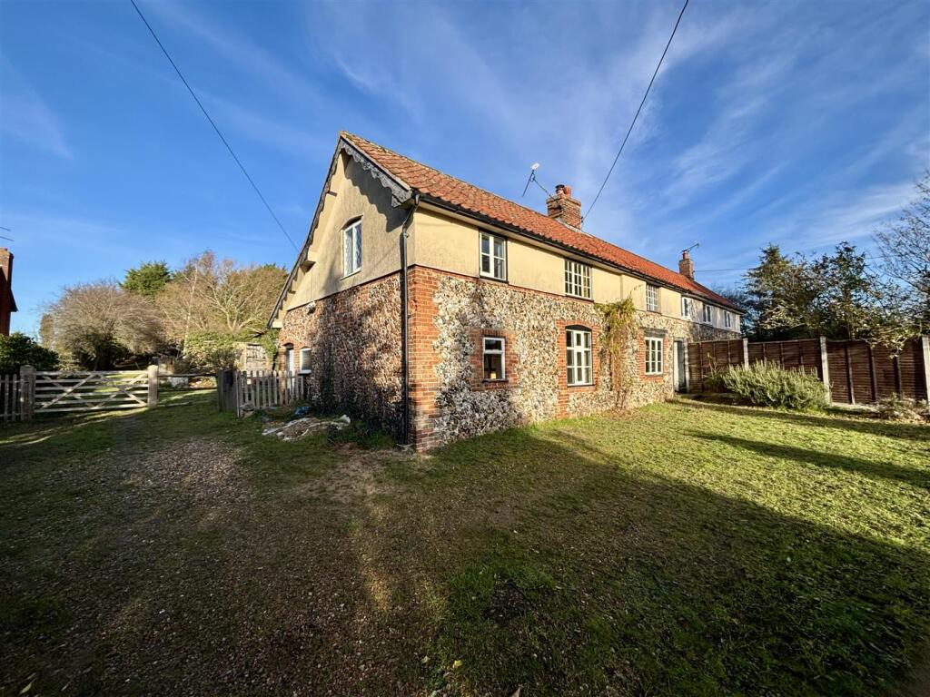 Main image of property: Smallworth Common, Garboldisham