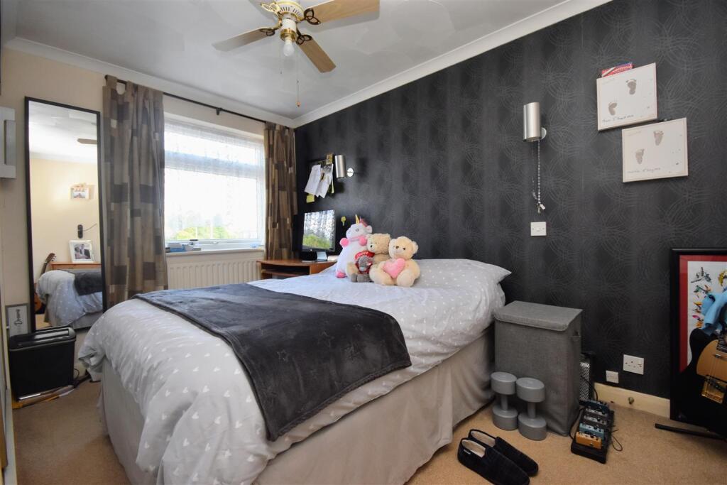 House in Luton - More