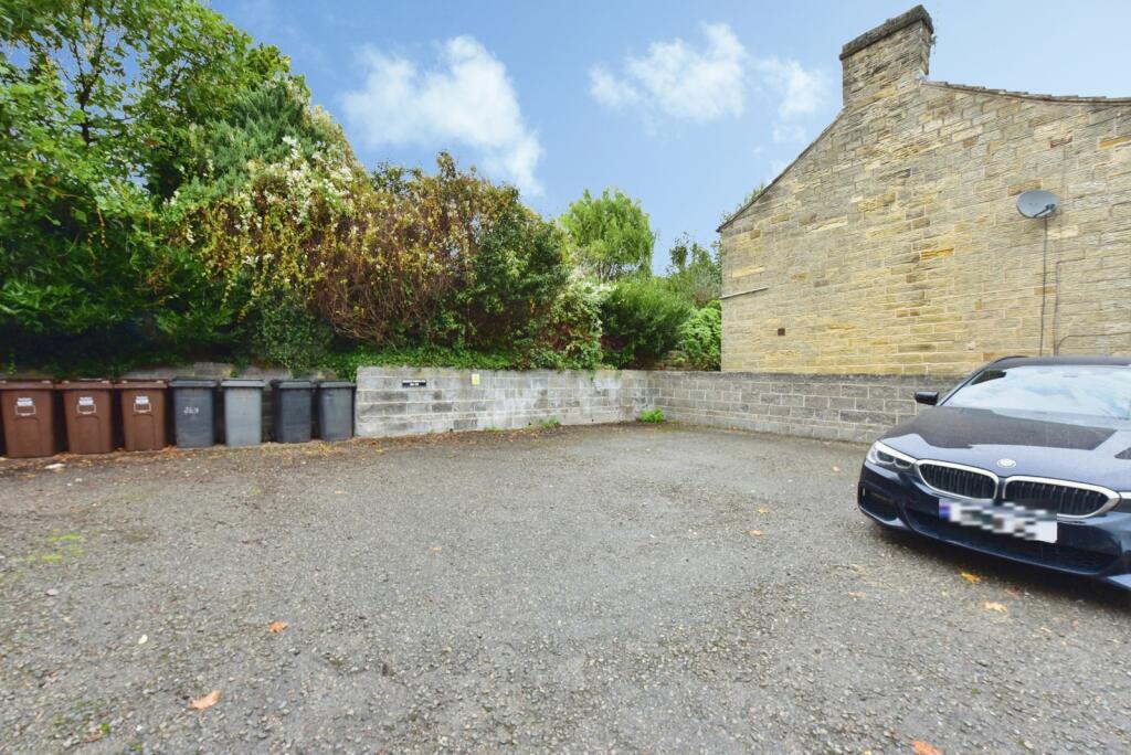 House in Sheffield - View 4