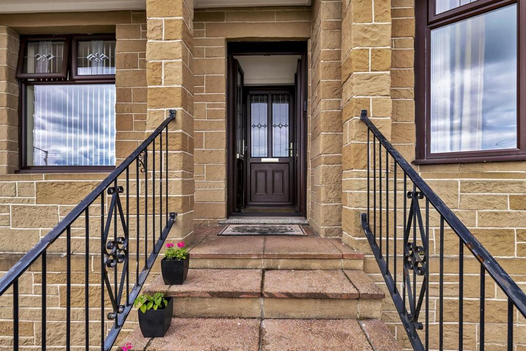 House in Glasgow, Croftfoot - View 3