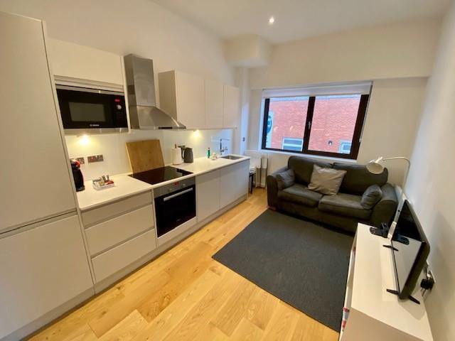 Main image of property: High Street, MAIDENHEAD