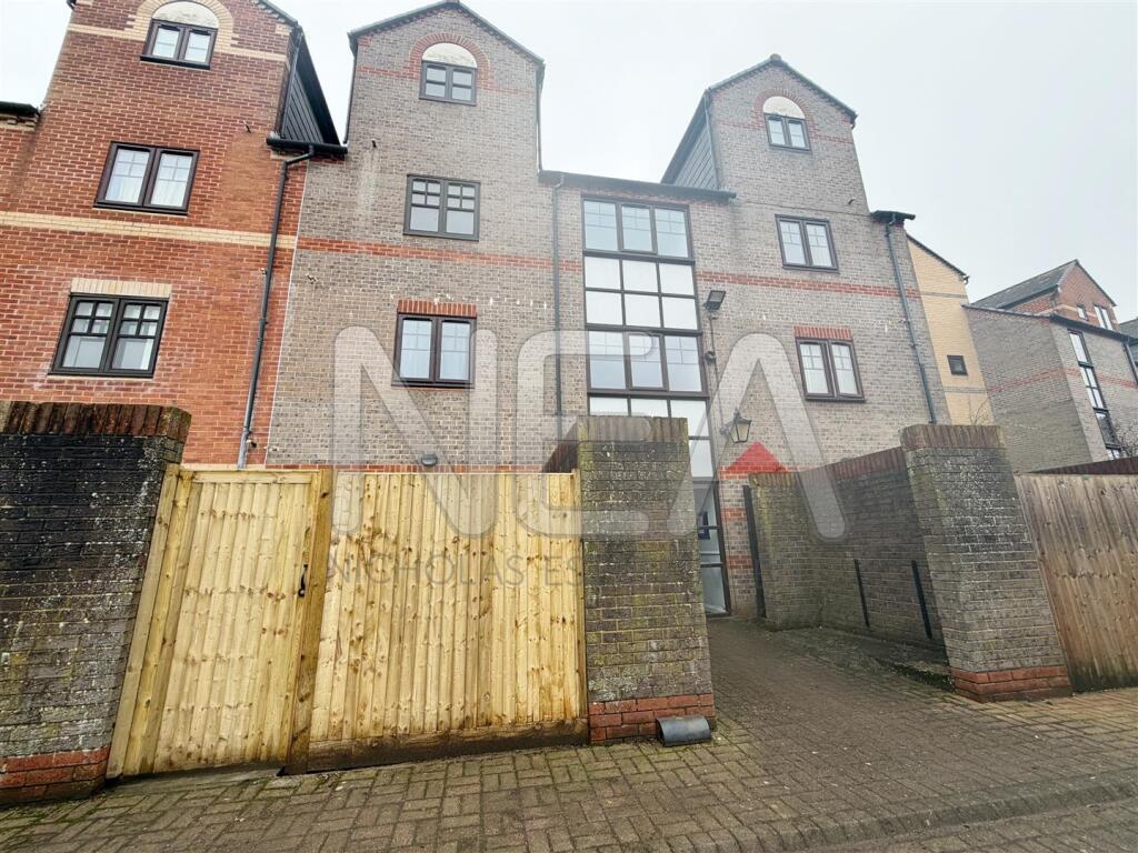 Main image of property: Maltings Place, Reading