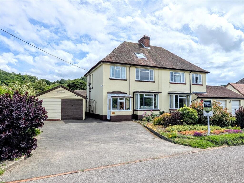 Main image of property: Gwynant, 1 Ludlow Road, Little Stretton, Church Stretton SY6 6RF