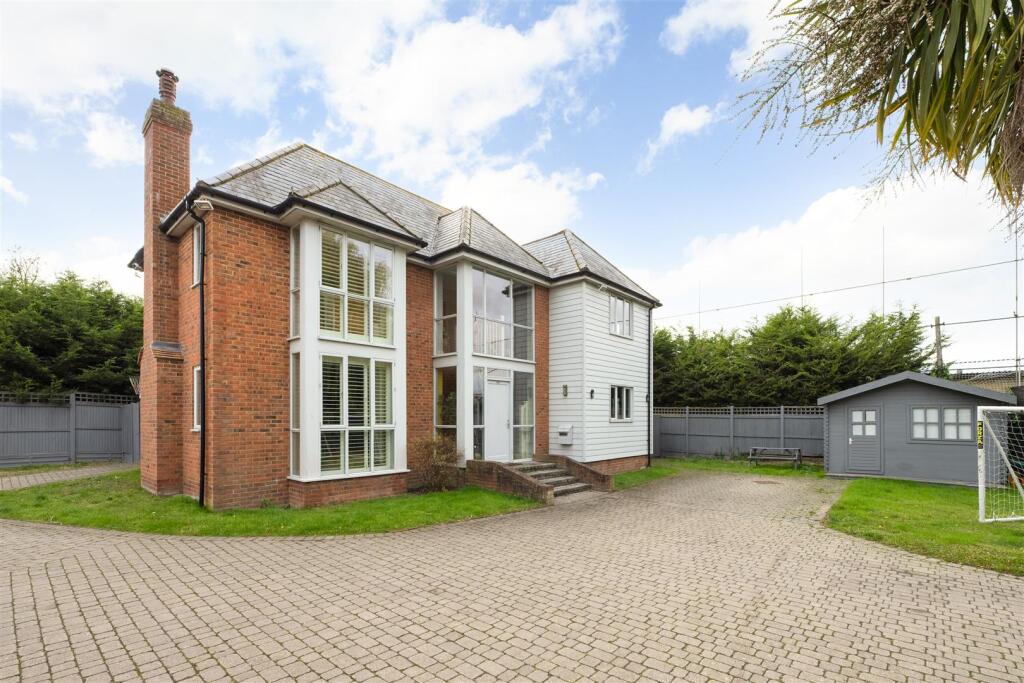 Main image of property: Canterbury Road, Herne Bay