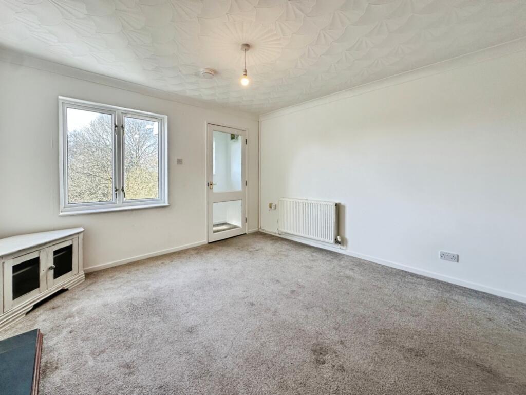 Helston, Two bed home with no onward chain photo 2