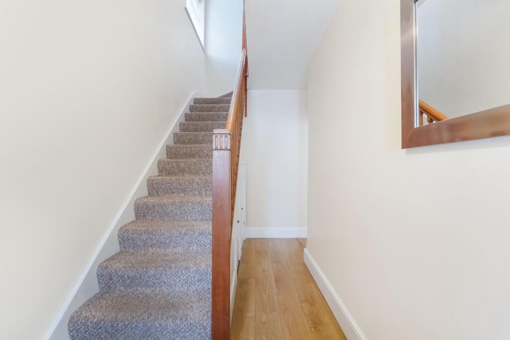 House in Kingston upon Thames - View 5