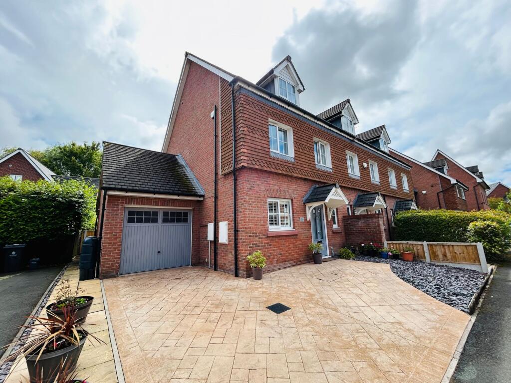 House in Lymm, Heatley, Warrington