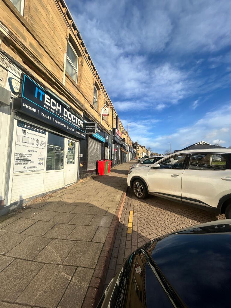 Main image of property: Old Wakefield Road, Huddersfield, HD5