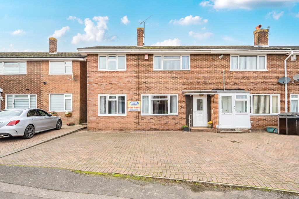 Main image of property: Oriole Way, Larkfield, Aylesford
