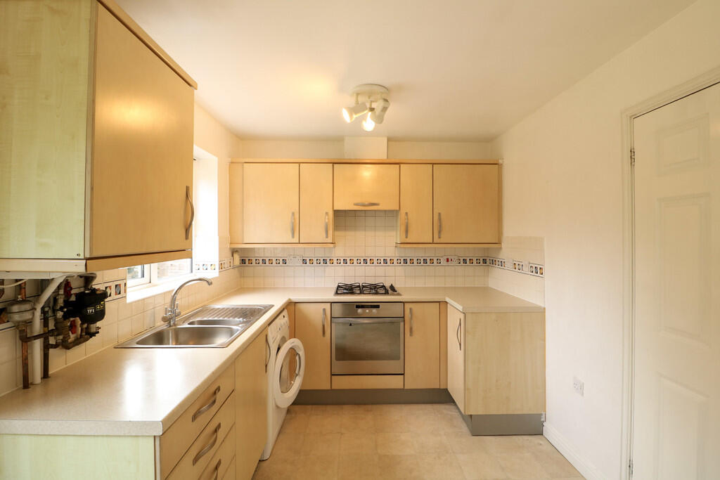 Wood Lane, Kingsnorth, Ashford, TN23 - View 6