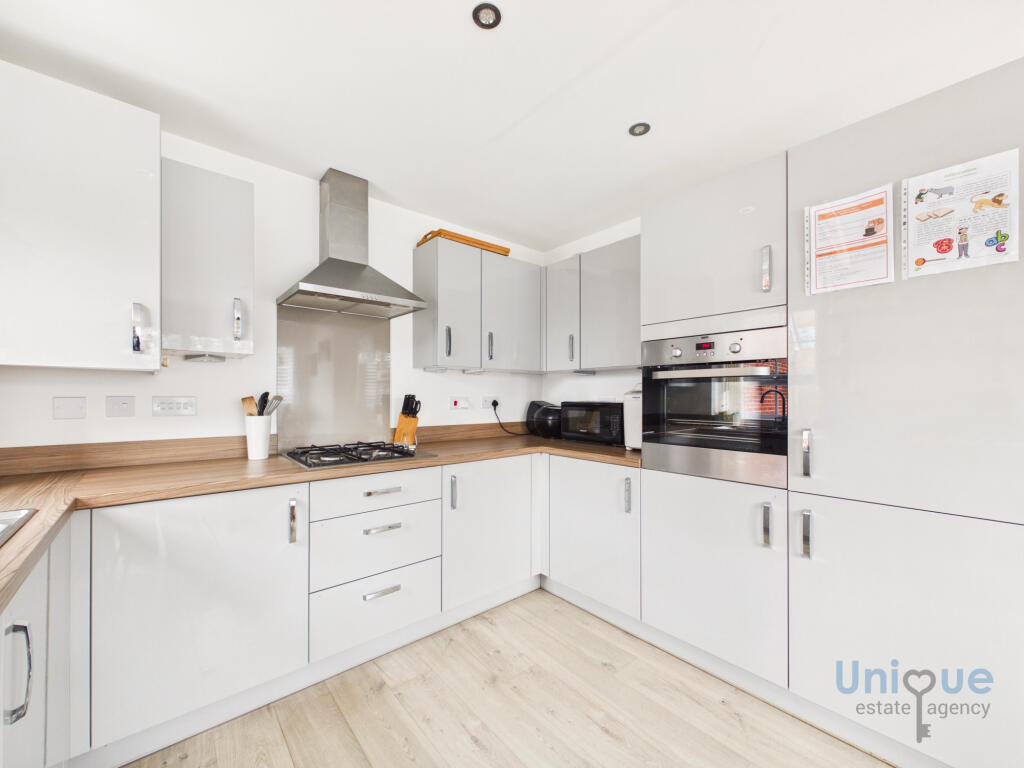 House in Fylde, Warton Bank, Bryning-with-Warton - More