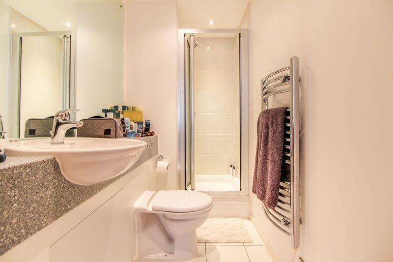 Apartment in Nottingham, Rainbow Quarter, St Ann's - More
