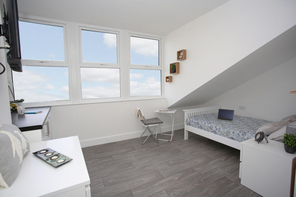 Main image of property: Cowper Street, Luton, Bedfordshire, LU1