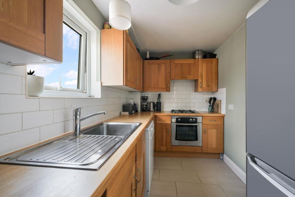 Apartment in London - More