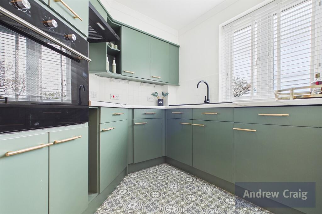 Apartment in South Tyneside, North East - More