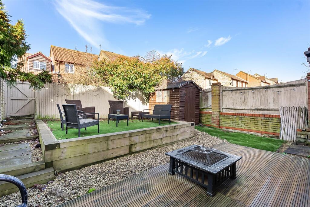 House in East Hertfordshire, Foxholes, Hertford - View 5